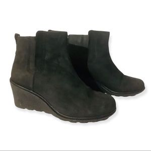 Women's Size 10 Timberland 'Amston' Chelsea Pull on Leather Black Wedge Boots